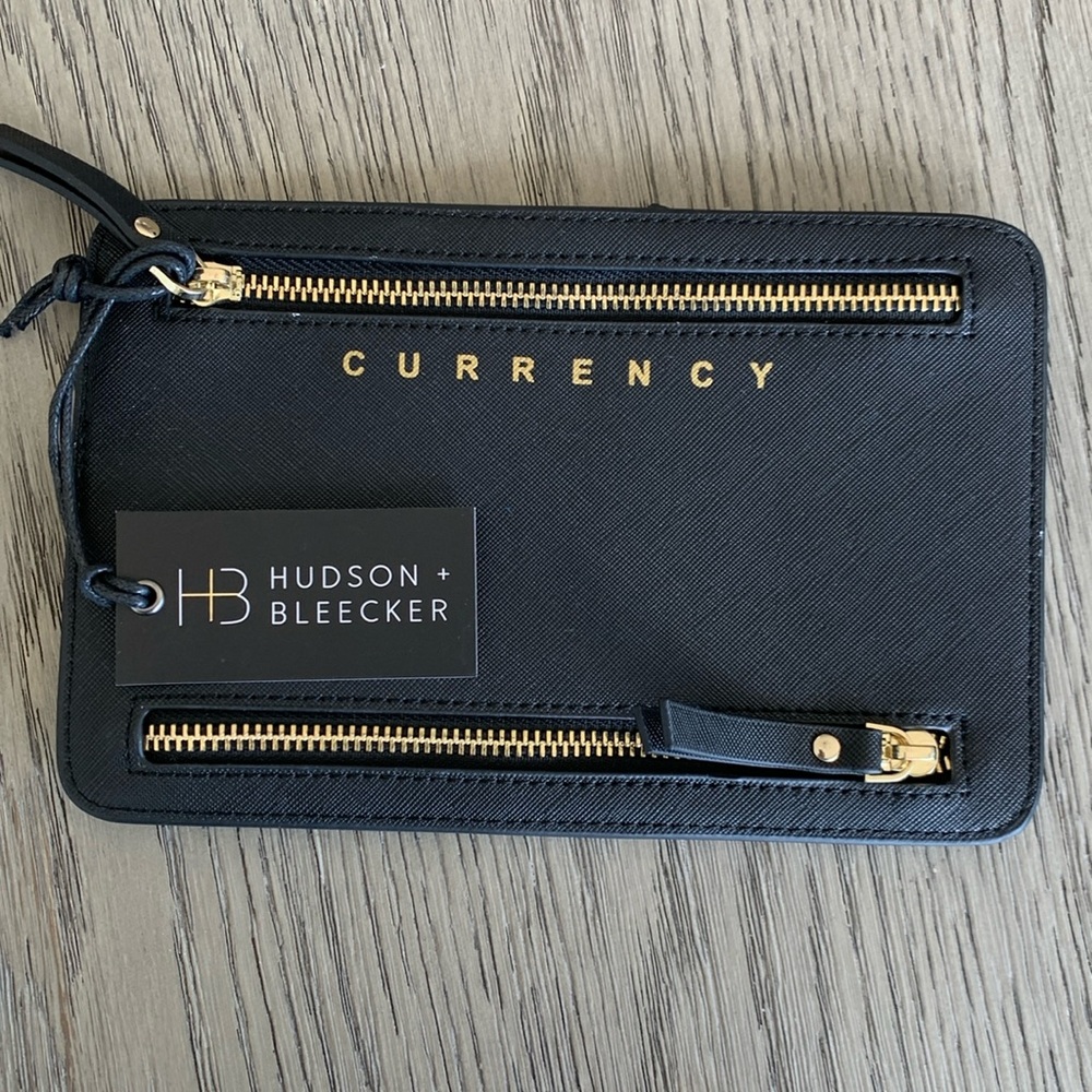 HUDSON+BLEECKER PASSPORT WALLET